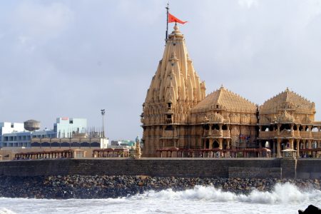 Somnath Temple: Why This Sacred Jyotirlinga Is a Timeless Symbol of Faith, History & Divinity